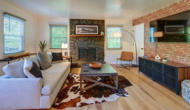 Spacious Vacation Rental Near Downtown Nashville