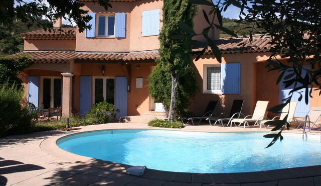 Spacious villa with pool near Cannes and Grasse