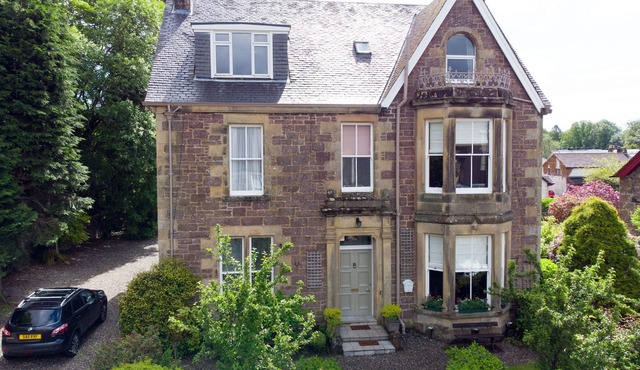 Spacious Victorian House in Callander - perfect for family holidays.