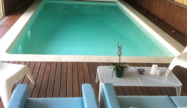 Spacious villa with heated indoor pool