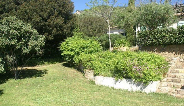 Spacious Villa in Alata with Private Garden and panoramic view