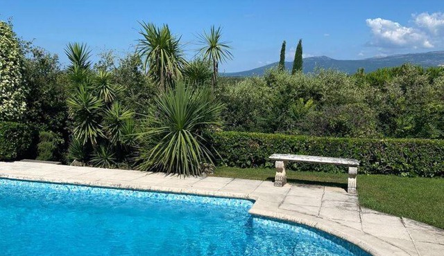 Spacious Villa in Valbonne with Swimming Pool