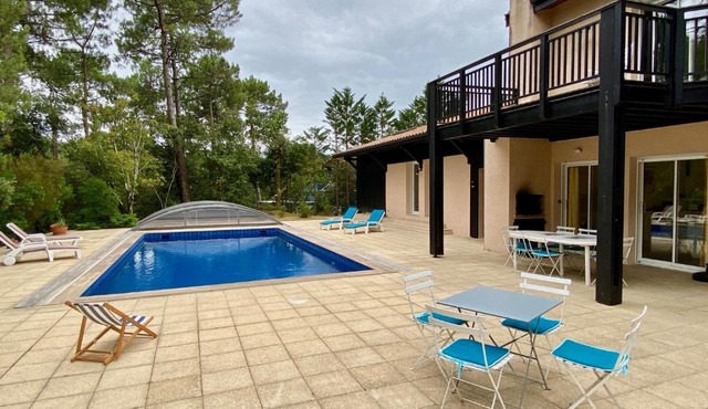 Spacious villa with huge pool in quiet location close beach