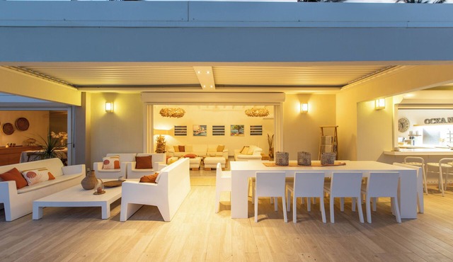 Spacious villa with heated pool!