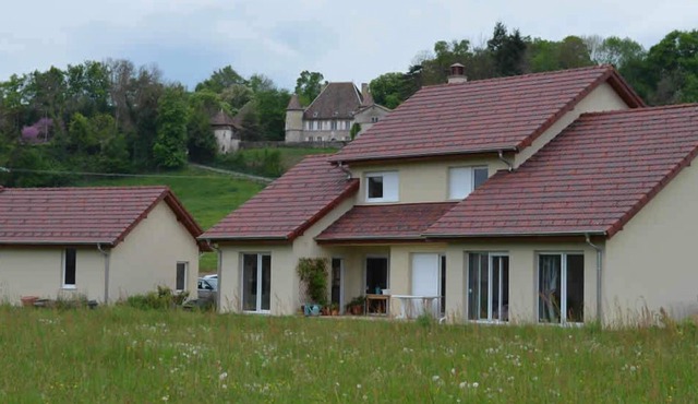 Spacious & warm house for pleasant moments with family or friends