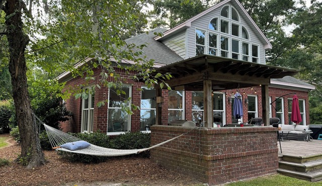 Spacious waterfront house with private dock and mooring in lovely Lake Waccamaw