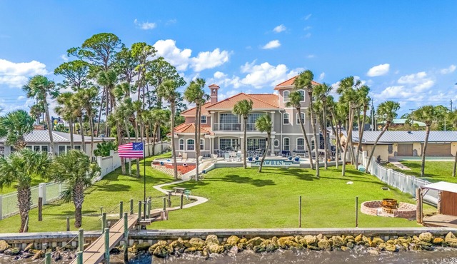 Spacious Waterfront Home - Stunning Rocket Launch View