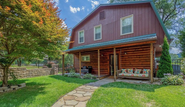 Spacious Waterfront Home on Claytor Lake