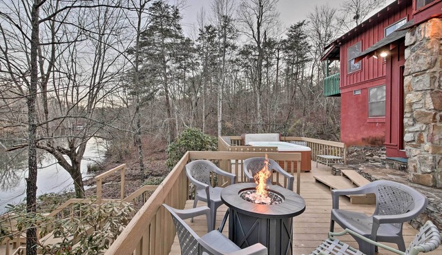 Spacious Waterfront Retreat w/Dock & Hot Tub