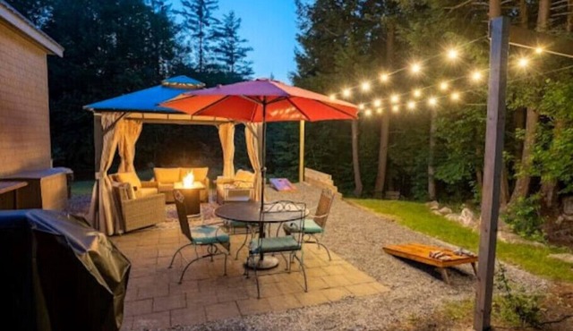 Spacious White Mt. Home - Outdoor Patio & Fireplace
