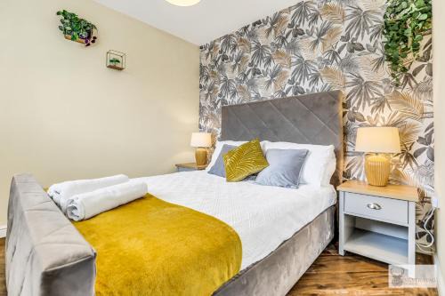 Spacious Whitwick Stay 3-Story House