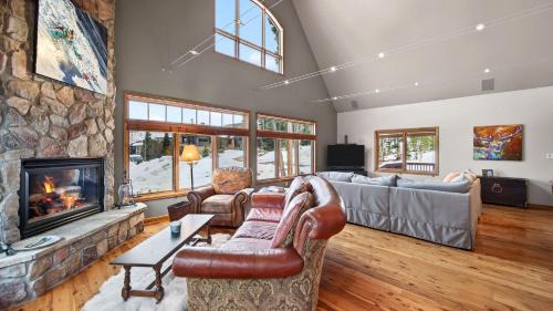 Spacious Winter Park Home w Game Room Fireplace Resort Bus Access Elk Court Lodge by AvantStay