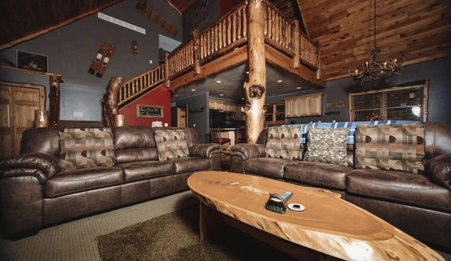 Spacious Wis Dells House (The Bear Paw.)