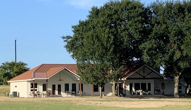 Spacious with a Great View! (Same property as Pleasant Place Getaway.)