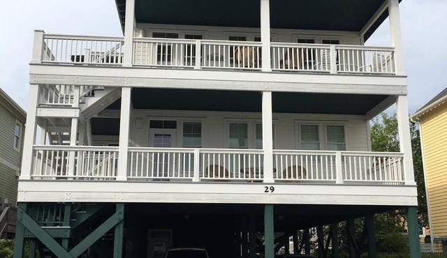 Spacious Wrightsville Beach House ~ The Perfect Family Getaway!