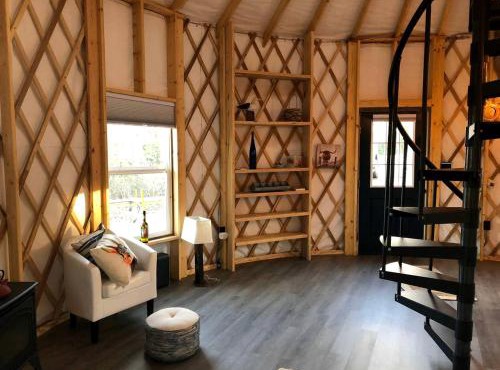Spacious Yurt by Blue Ridge Parkway with Mountain Views in Fancy Gap, Virginia
