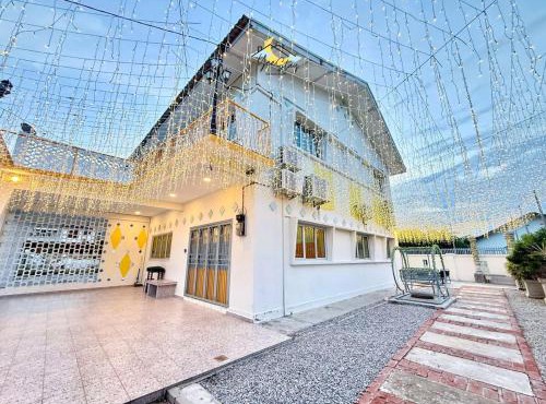 SpaciousEntertainmentHouseMuslimFriendly18Pax