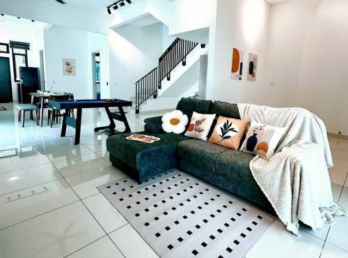 SpaciousFun4BR Home 9Pax 3Bath Snooker ALMA