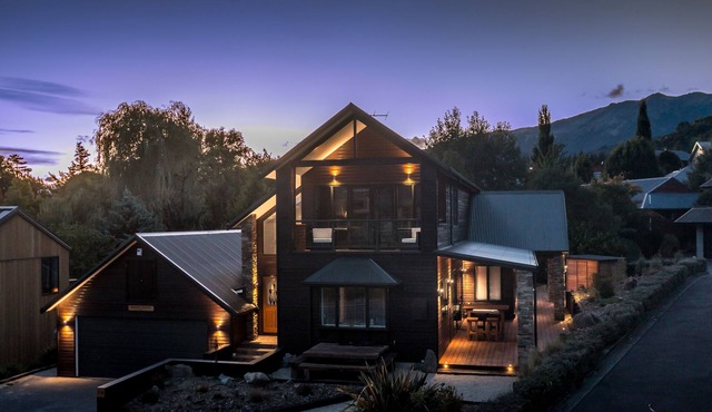 Spacoius accommodation. Central village location, 400m from the pools.