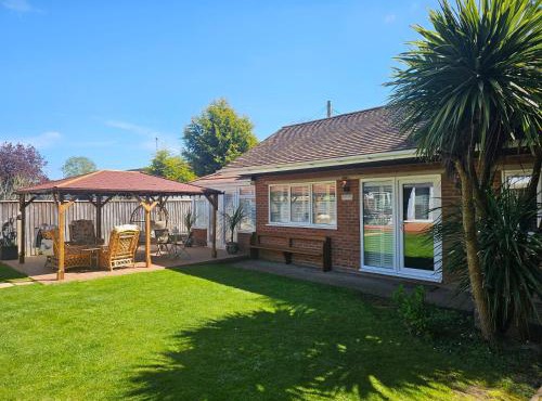 Spalding Town Centre - 2 Person - Self Contained - Self Catering 1 or 2 Doubles