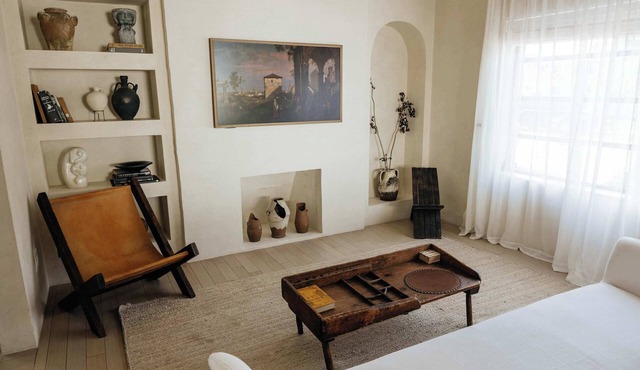 Spanish Home w/Designer Decor – Near Las Olas