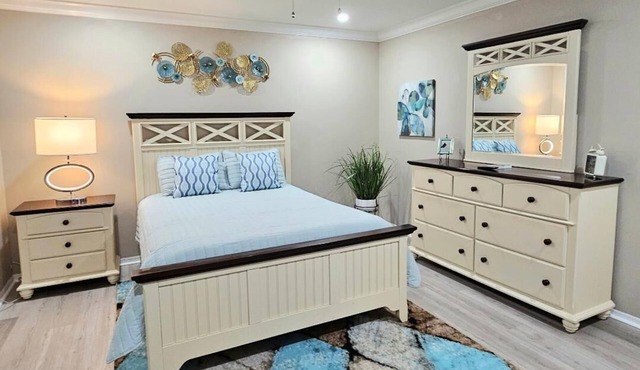 Spanish Springs Lake Sumter 1750 sq ft Renovated 3/2 House In The Villages