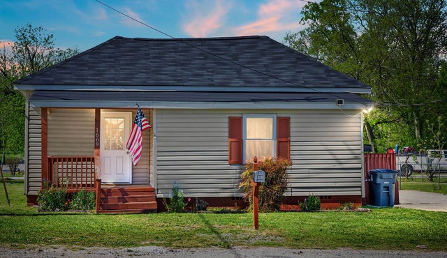 Spanish Villas of Bham. Clean, Easy, Convenient.