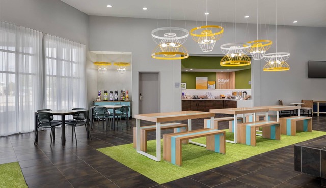 Spark by Hilton Artesia