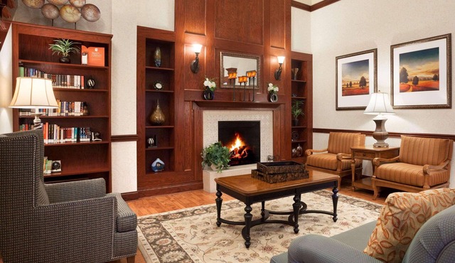 Spark by Hilton California Lexington Park