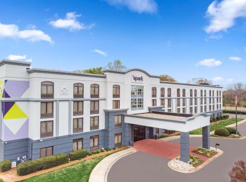 Spark By Hilton Charlotte Tyvola I-77