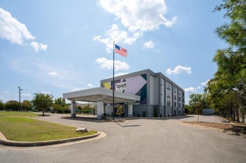 Spark by Hilton Decatur