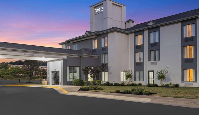 Spark by Hilton Fredericksburg Southpoint