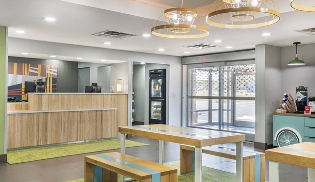 Spark by Hilton Kannapolis
