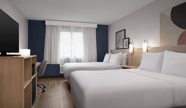 Spark by Hilton Lakewood Denver Southwest