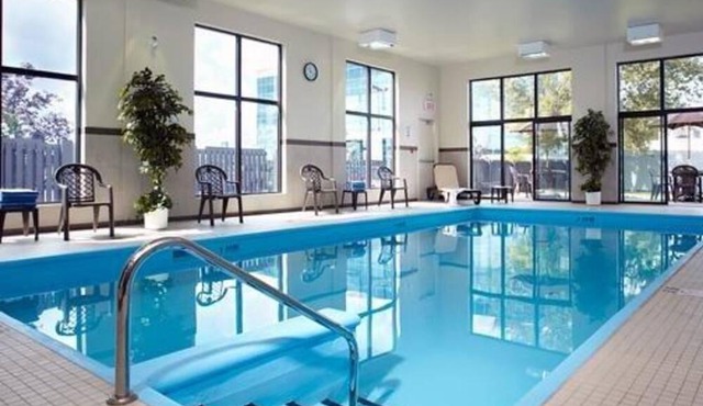 Spark by Hilton Montreal Brossard