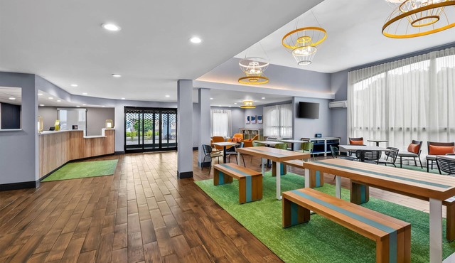 Spark by Hilton Spring Lake Fayetteville
