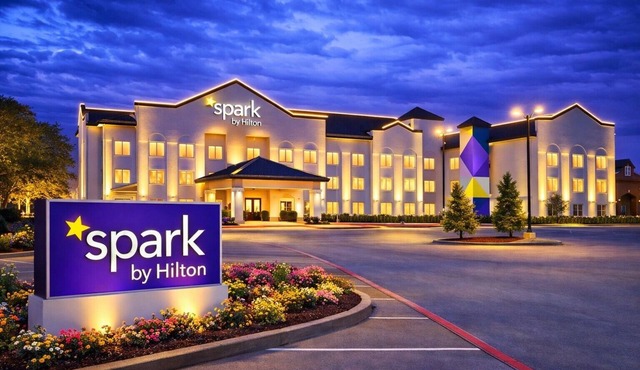 Spark by Hilton Stafford Sugar Land