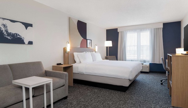 Spark by Hilton Summerville