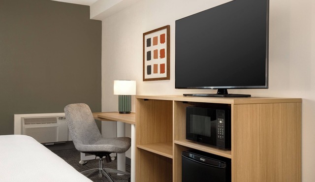 Spark by Hilton Toronto Airport
