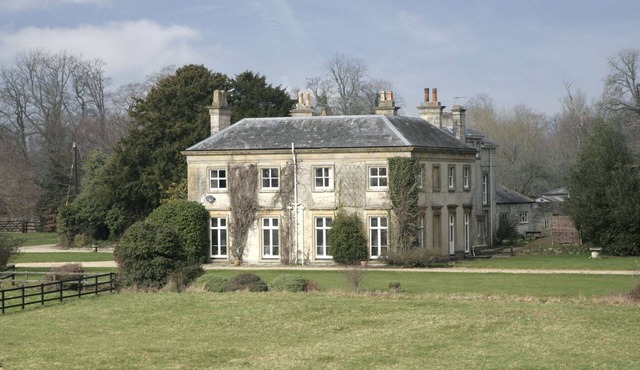 Sparkford Hall - Georgian Country House set in 18 acres