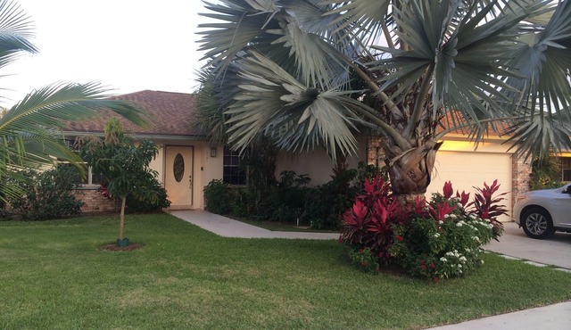 Sparkling Clean Home! Near Beach and Baseball Stadium! 🏟️