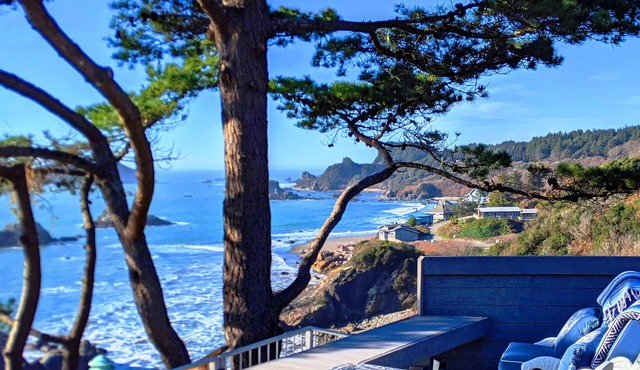 Sparkling Clean, Private & Quiet! Amazing Ocean Views [7]