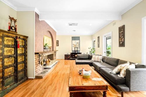 Sparkling Family Friendly Gem in Leafy Donvale