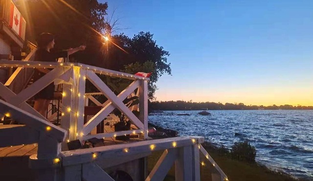 Sparkling Lakeview Chalet Jacksons Point (Eagle)