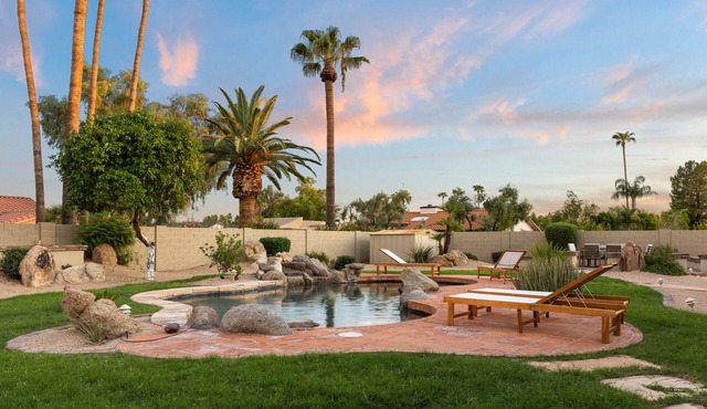 Sparkling Pool, Poker Table, and Relaxation at Sweetwater
