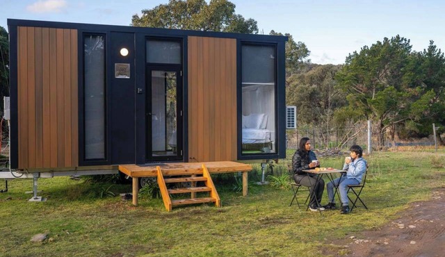 Sparkling Tiny House by Tiny Away