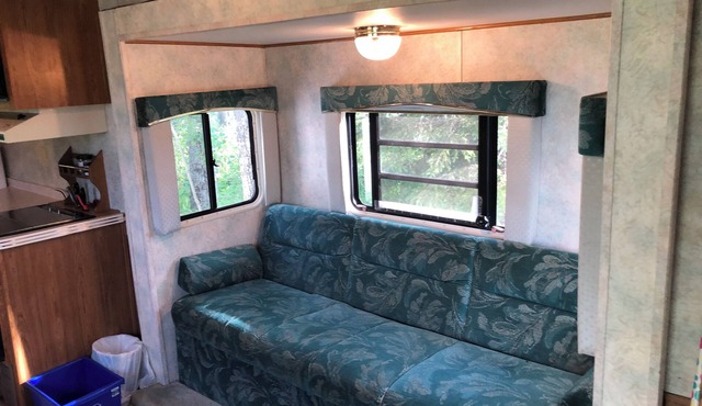 Sparrow - Camper at Sunset Bay
