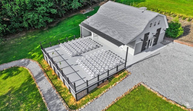 Sparta Meadows Estate: Stay & Celebrate Weddings