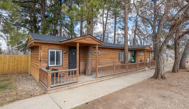 Spearfish Cottages