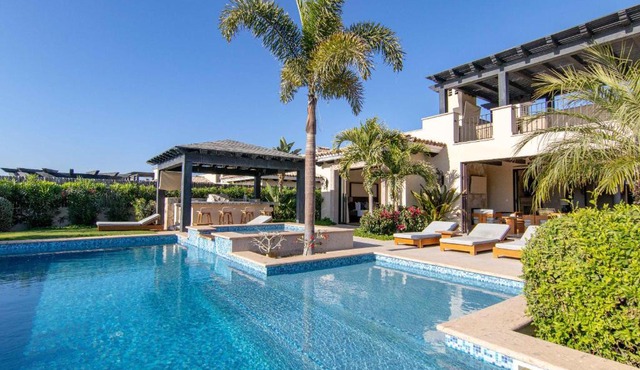 Special! 2500night for Diamante Lux 5 Bed Villa with Top AmenitiesPrivate Driver Lux Golf Cart!